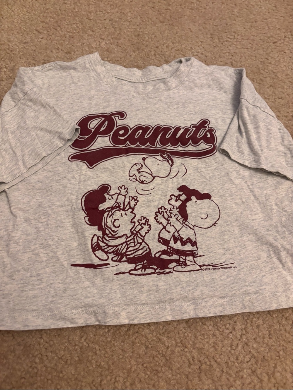 GAP Light Gray Peanuts Graphic Tee with Maroon Print